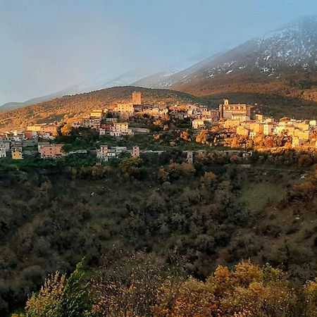 La Casa Del Borgo Campoli Appennino Exterior foto